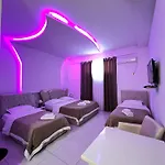 Grand Gjyshi 3* Qerek