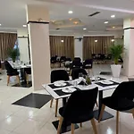 Hotel Grand Gjyshi Qerek