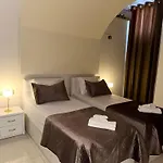 Grand Gjyshi Hotel