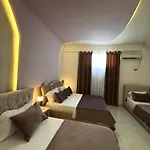Grand Gjyshi 3* Qerek
