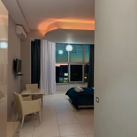 Grand Gjyshi فندق