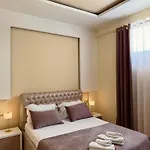 Hotel Grand Gjyshi 3*
