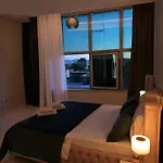 Hotel Grand Gjyshi