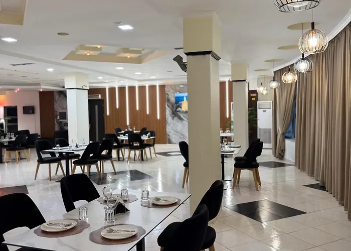 Hotel Grand Gjyshi Qerrexhias
