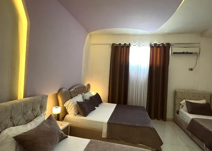 Grand Gjyshi Hotel 3*
