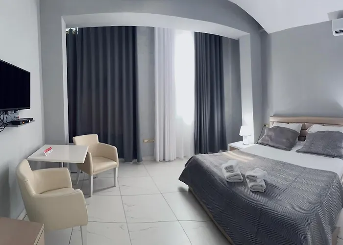 Grand Gjyshi Hotel